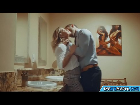 ❤️ When a busty blonde seduces you in a public toilet ❌ Porno at en-gb.rex-porn-com.ru ❌❤